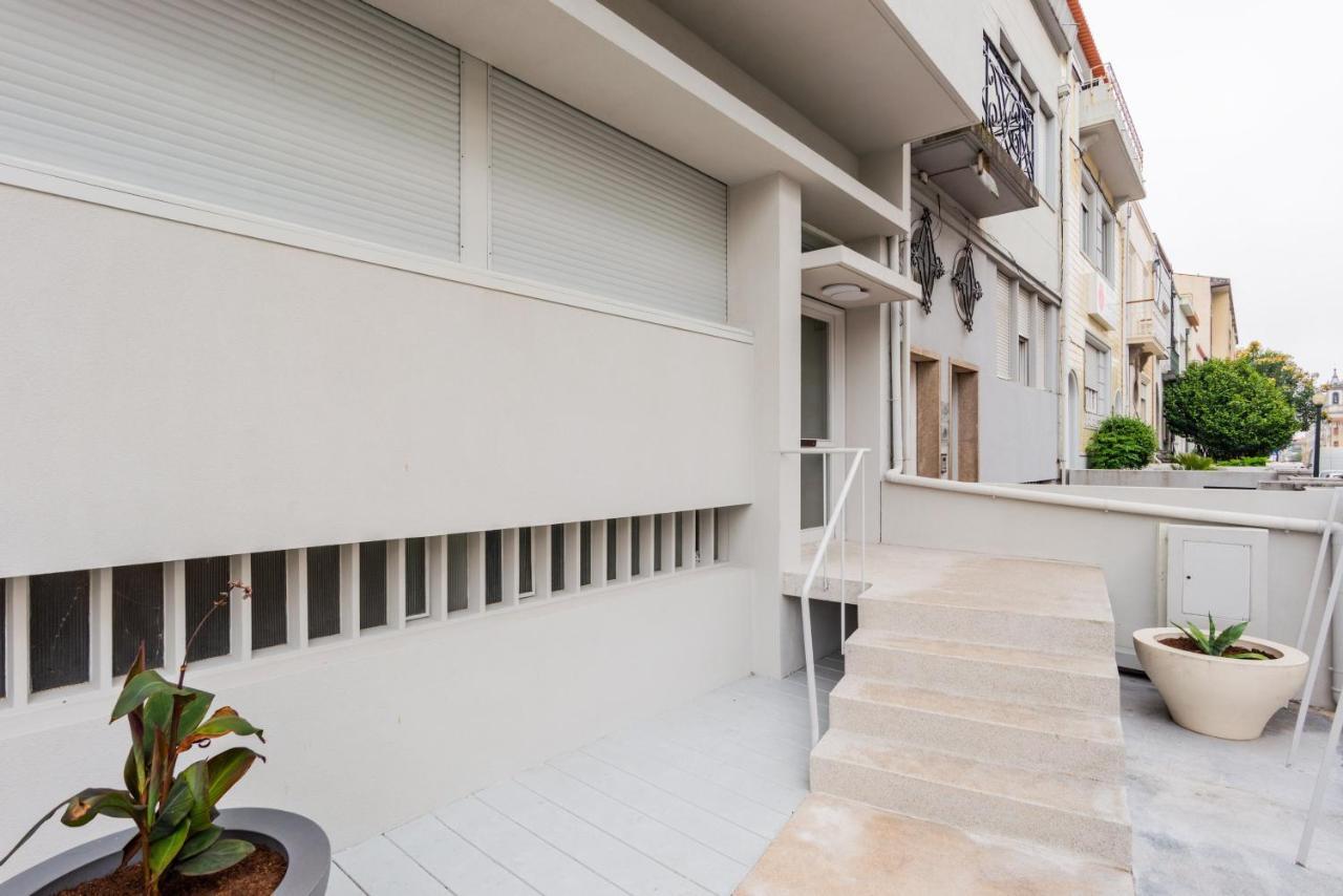 Amazing Duplex - Mid Century Experience & Parking Apartment Porto Bagian luar foto