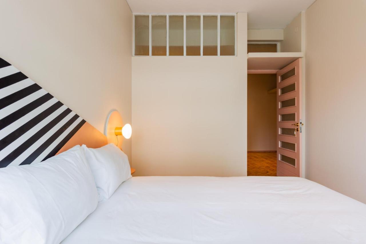 Amazing Duplex - Mid Century Experience & Parking Apartment Porto Bagian luar foto